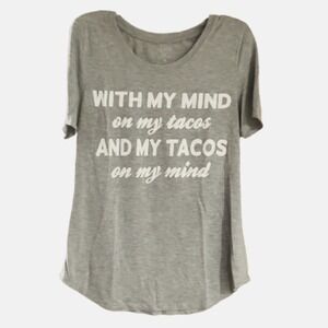 Zoe+Liv Womans Grey Tacos On Mind Short Sleeve‎ Shirt Size Medium